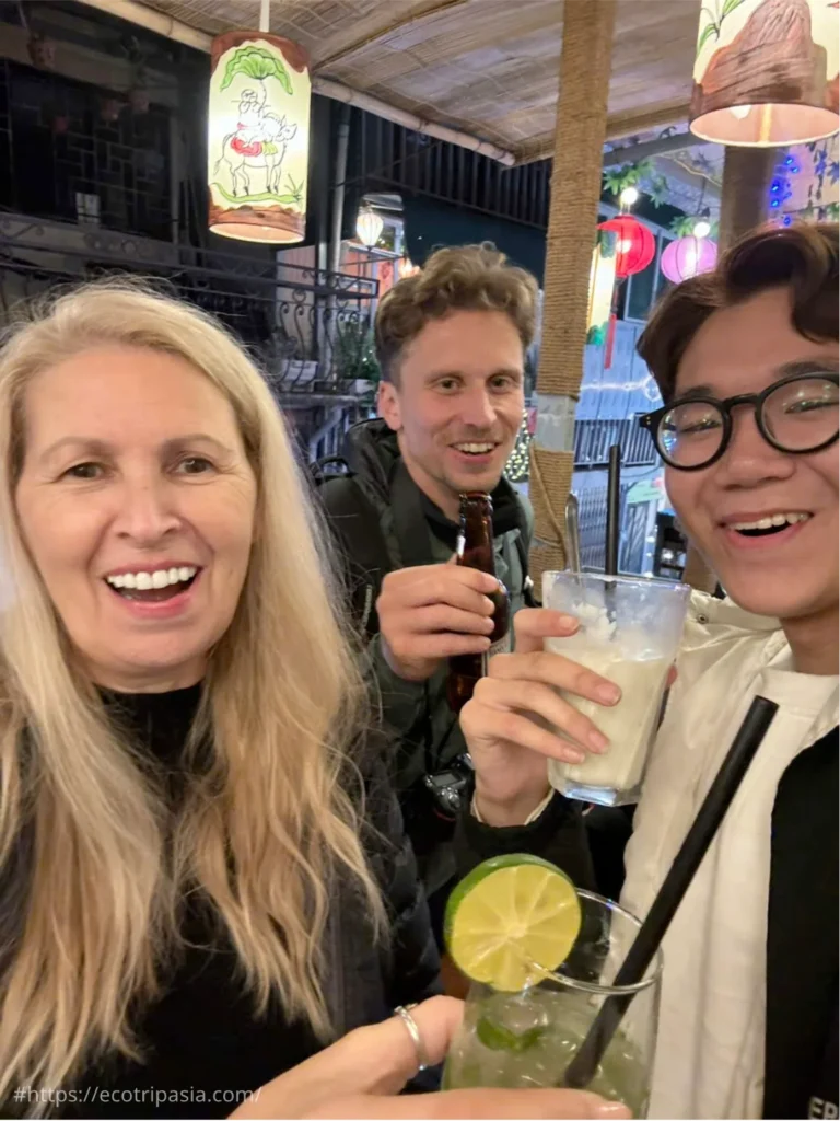 河内复古吉普车地道美食与文化夜游