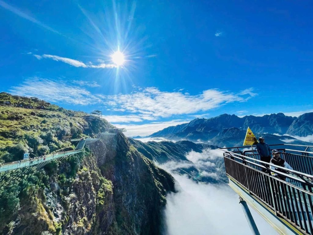Rong May Glass Bridge — 3